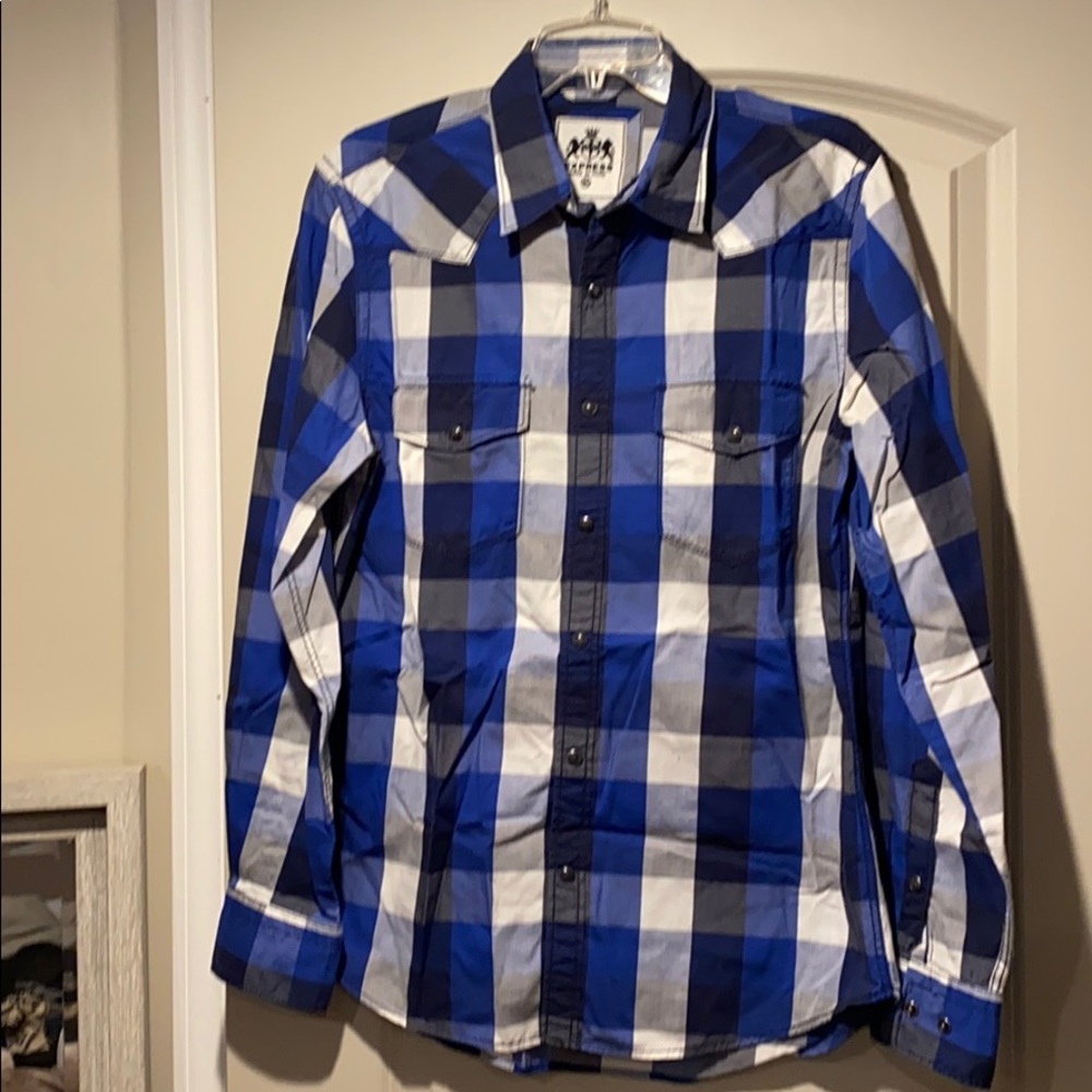 Men’s Express Fitted Checkered Button Down Shirt